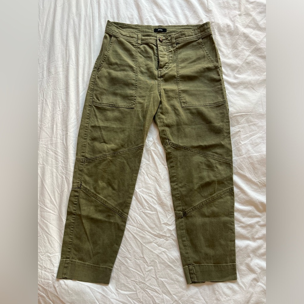 BDG olive pants 0